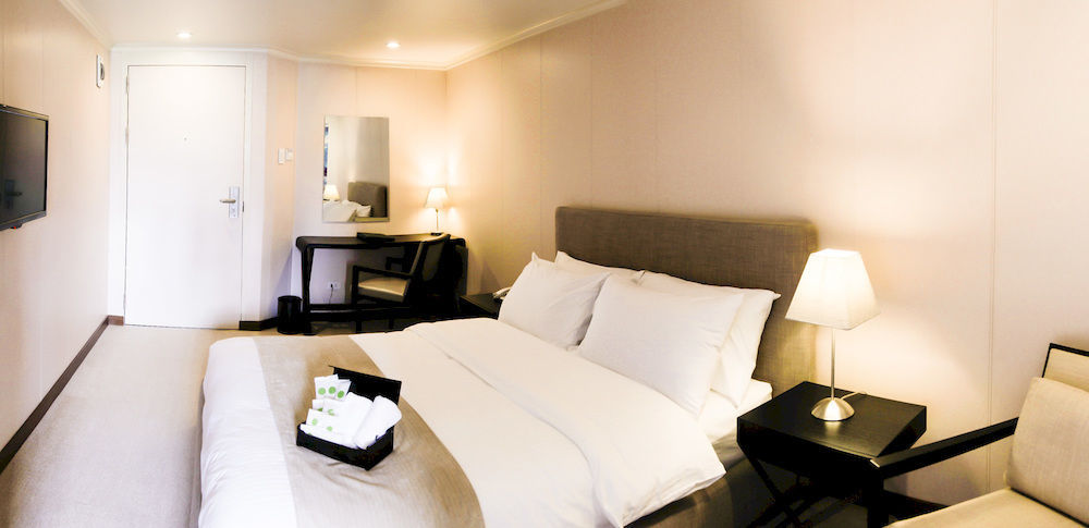 Green Sun Hotel Makati City Exterior photo